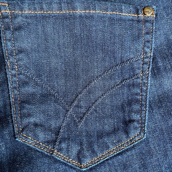 💥SALE💥WILLIAM RAST WOMEN RYLEY ROME FLARE JEANS SZ 28 - Picture 8 of 12